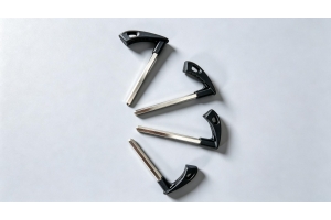 Jingmu (Zhuhai) Co., Ltd realisiert Vollautomatisierung für präzise Metall-Umspritzwerkzeuge von Autoschlüsseln