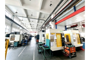 Präzisions-Spritzgussform CNC-Bearbeitungswerkstatt｜34 Jahre Formbau von Zhuhai Jingmu